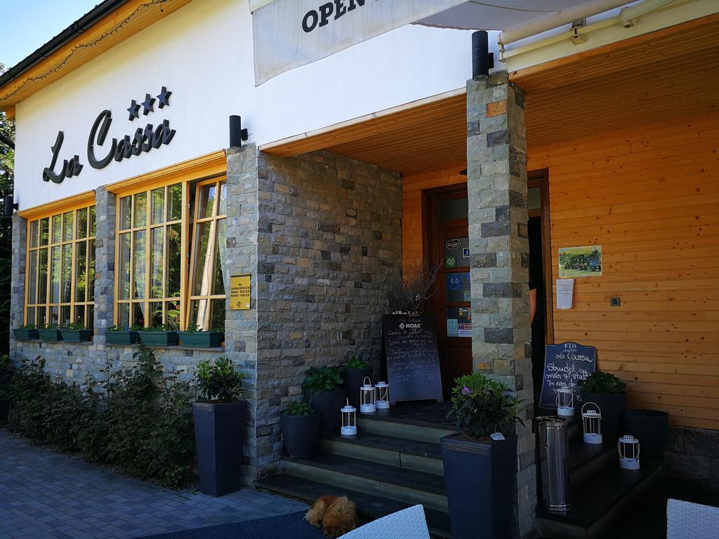 Pensiune Restaurant La Cassa Vişeu de Sus Eksteriør bilde